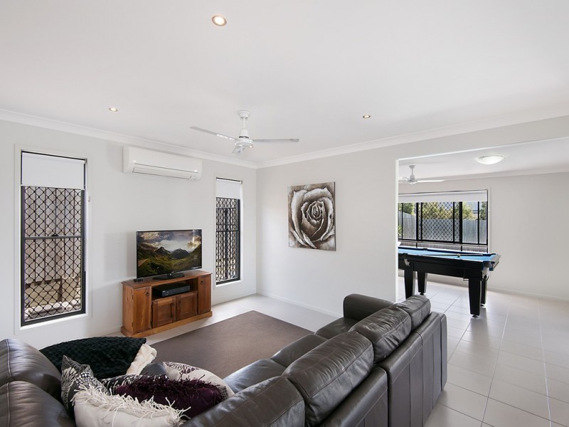 91 Sears Parade, North Lakes QLD 4509