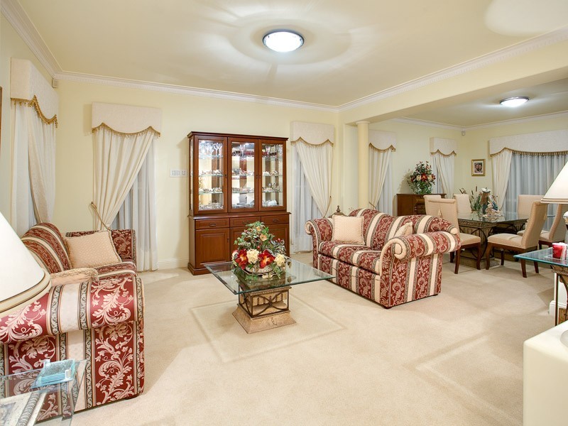 4 Clarence Street, Murrumba Downs QLD 4503