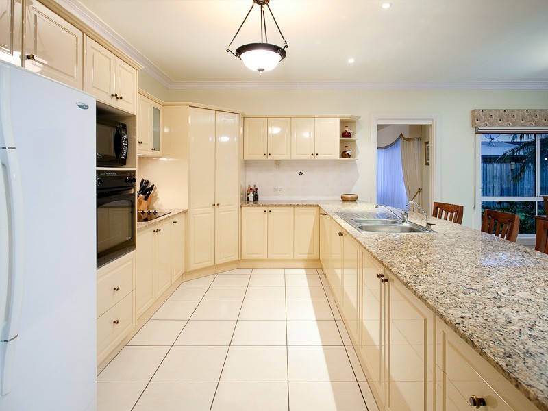 4 Clarence Street, Murrumba Downs QLD 4503