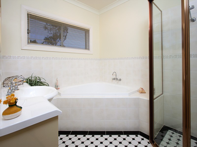 4 Clarence Street, Murrumba Downs QLD 4503