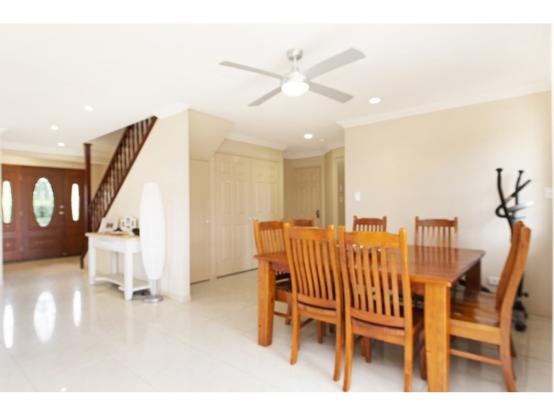 5 Townsville Cr, Deception Bay QLD 4508