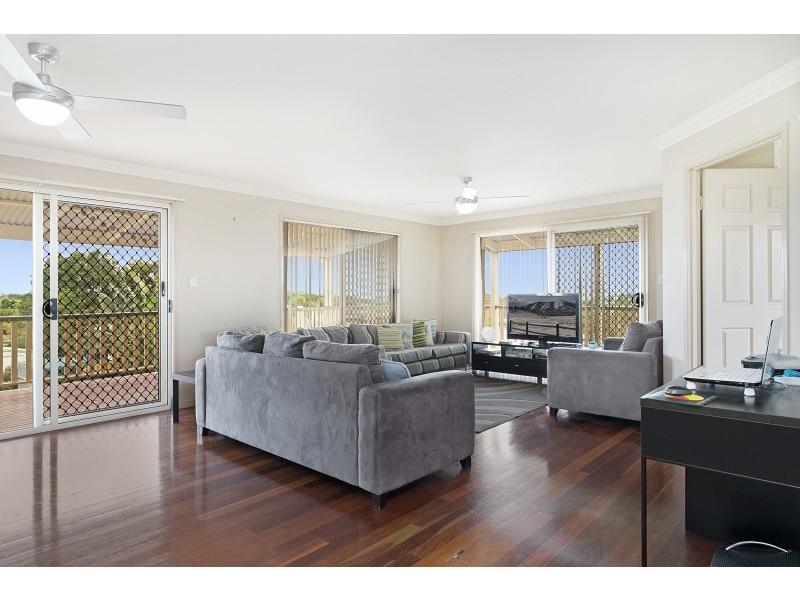 5 Townsville Cr, Deception Bay QLD 4508