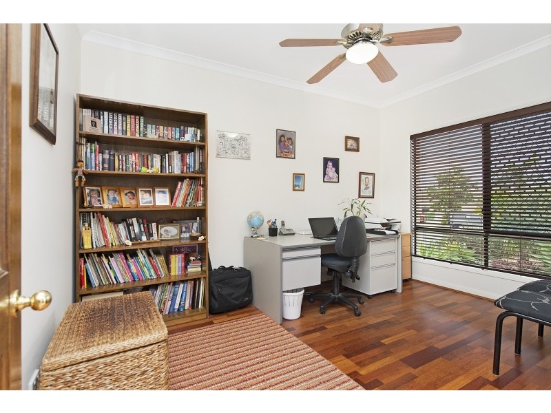 1 Appleby Close, North Lakes QLD 4509