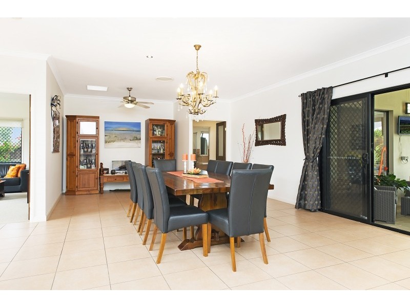1 Appleby Close, North Lakes QLD 4509