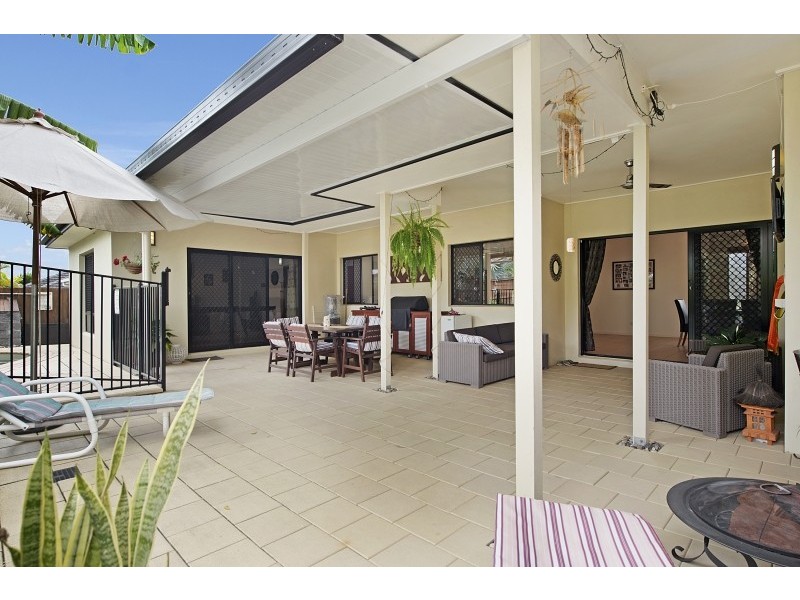 1 Appleby Close, North Lakes QLD 4509