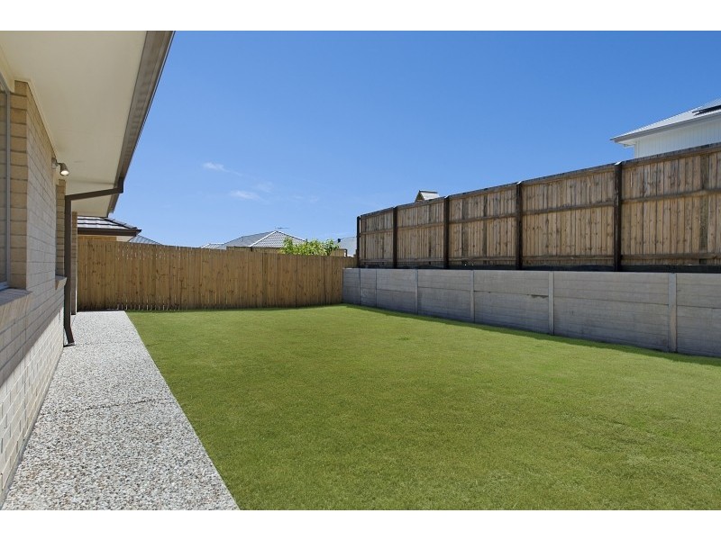 7 Martin Street, Mango Hill QLD 4509