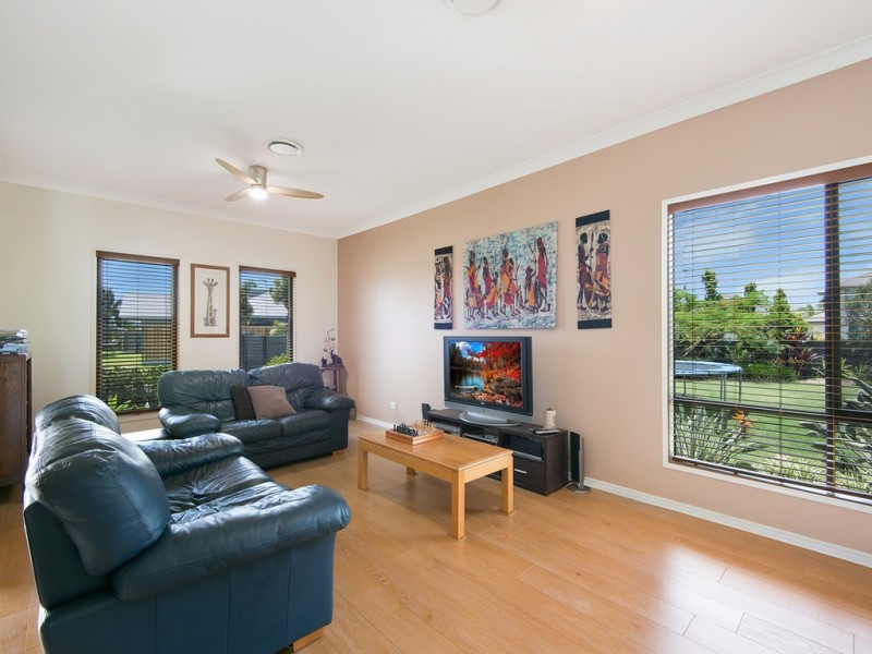 1 Ningaui Crescent, North Lakes QLD 4509