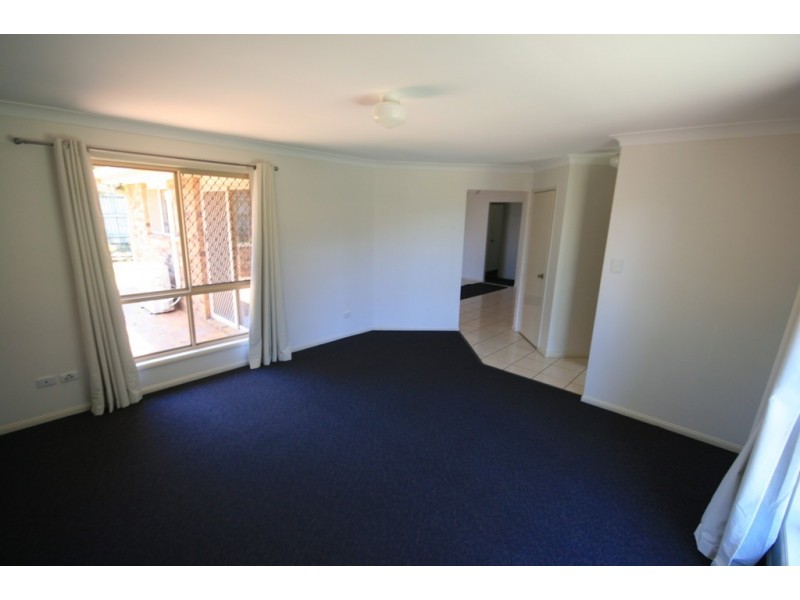 11 Lemonwood Court, Kallangur QLD 4503