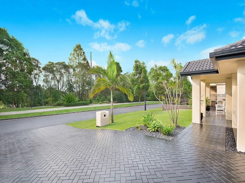 33 Turnstone Circuit, North Lakes QLD 4509