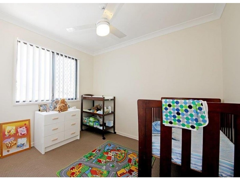 8 Friars Crescent, North Lakes QLD 4509