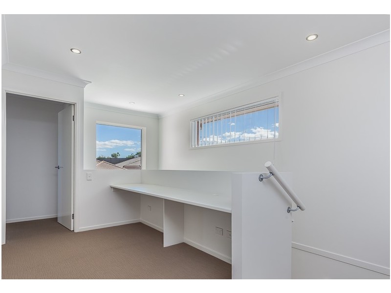 50 Mapleton Drive, North Lakes QLD 4509