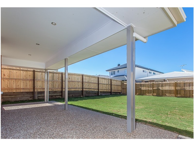 50 Mapleton Drive, North Lakes QLD 4509