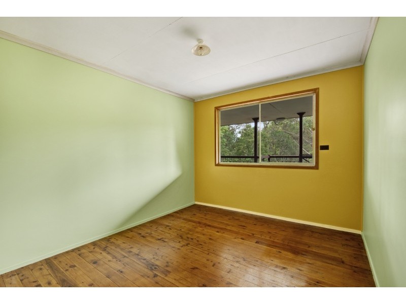 32 Vores Road, Whiteside QLD 4503