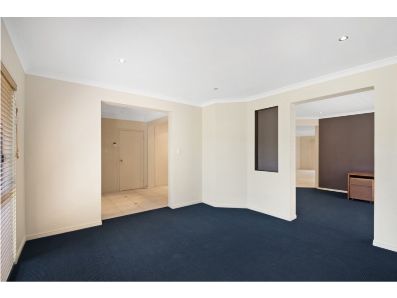5 Pearson Court, North Lakes QLD 4509