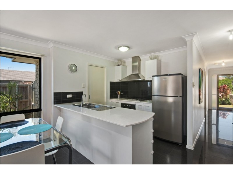 12 Shimao Crescent, North Lakes QLD 4509