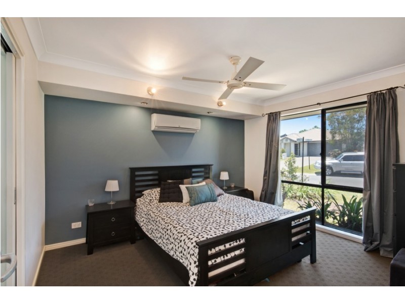 12 Shimao Crescent, North Lakes QLD 4509