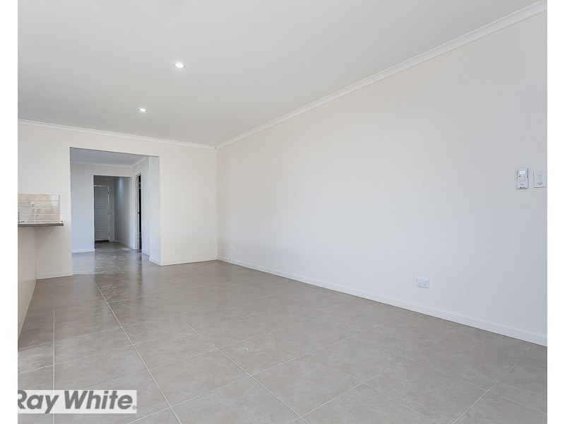 8 Panda Street, Dakabin QLD 4503