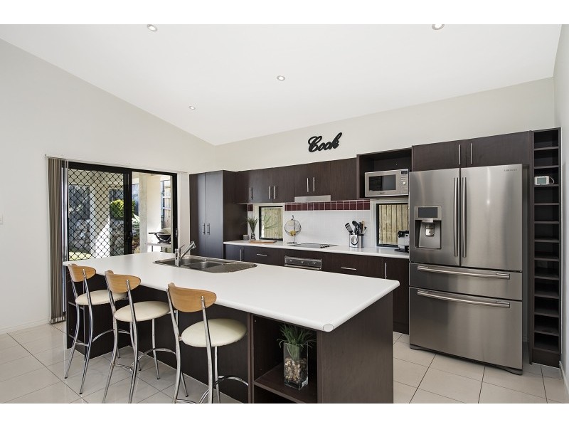 6 Burgan Place, North Lakes QLD 4509
