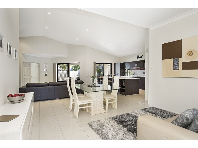 6 Burgan Place, North Lakes QLD 4509