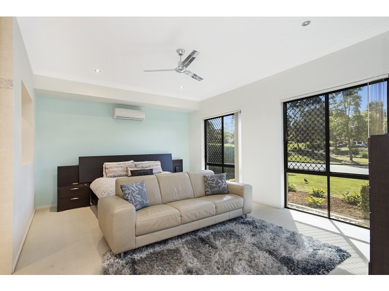 6 Burgan Place, North Lakes QLD 4509
