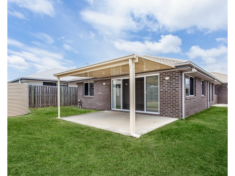 19 Williams Crescent, North Lakes QLD 4509