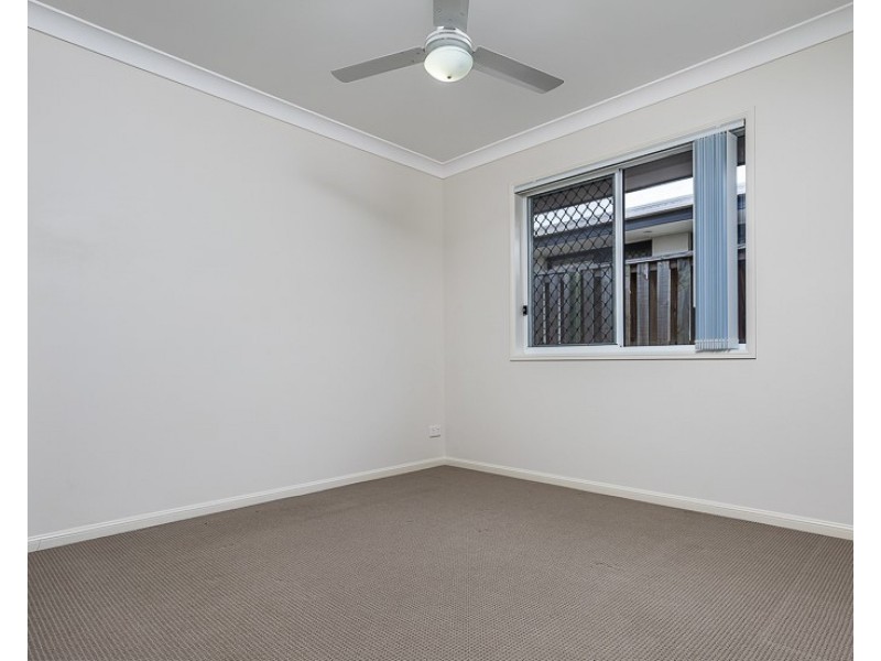 19 Williams Crescent, North Lakes QLD 4509