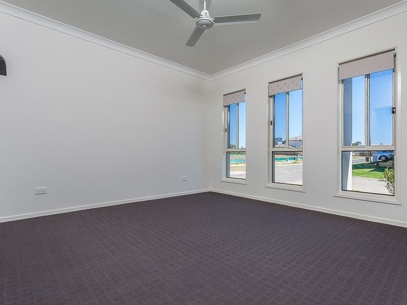 2 Shoreacres Street, North Lakes QLD 4509