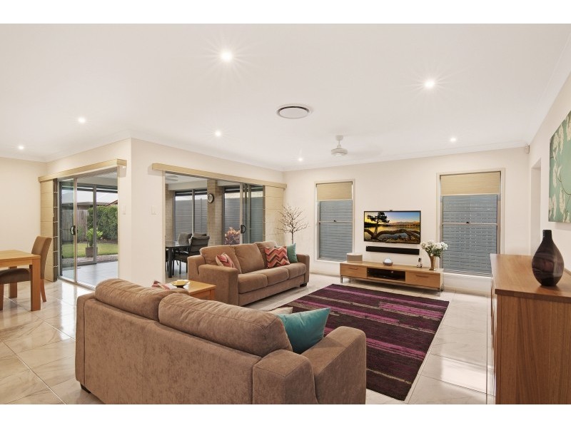 5 Gordon Crescent, Mango Hill QLD 4509