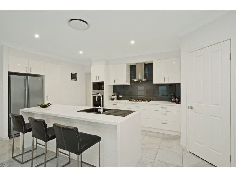 5 Gordon Crescent, Mango Hill QLD 4509