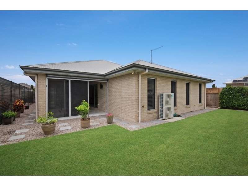 5 Gordon Crescent, Mango Hill QLD 4509