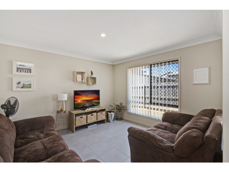 5 Kingston Court, North Lakes QLD 4509