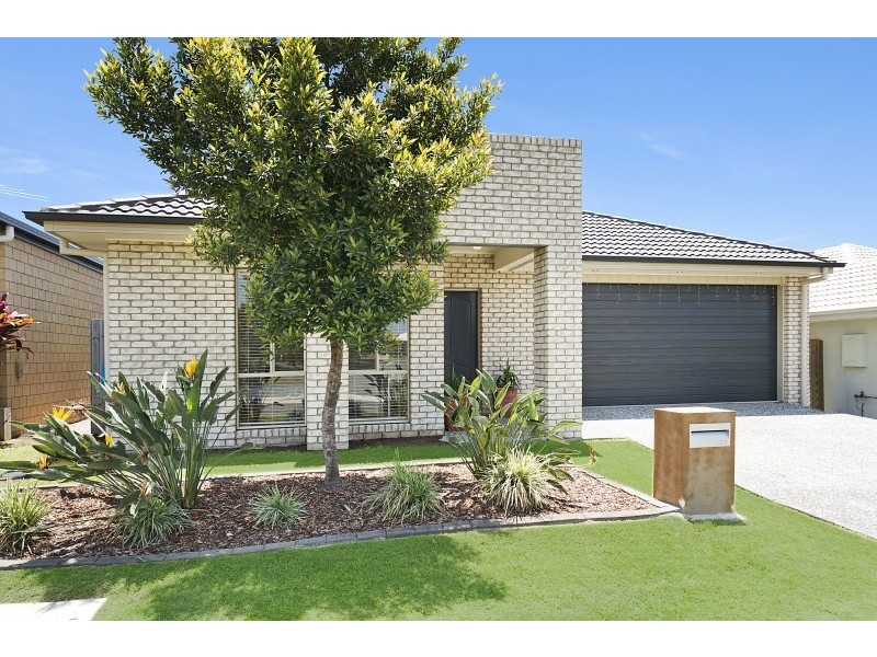 33 Tamar Circuit, North Lakes QLD 4509