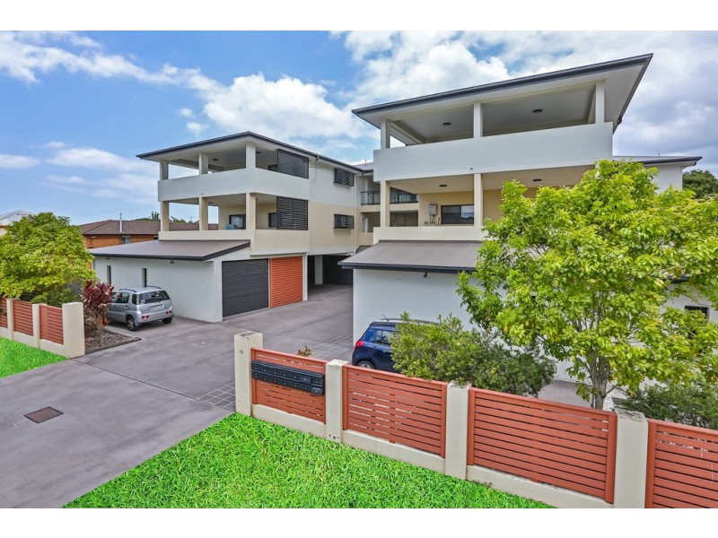 2/12 Seeney Street, Zillmere QLD 4034