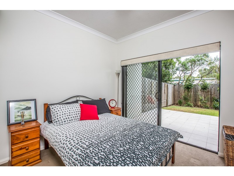 2/12 Seeney Street, Zillmere QLD 4034