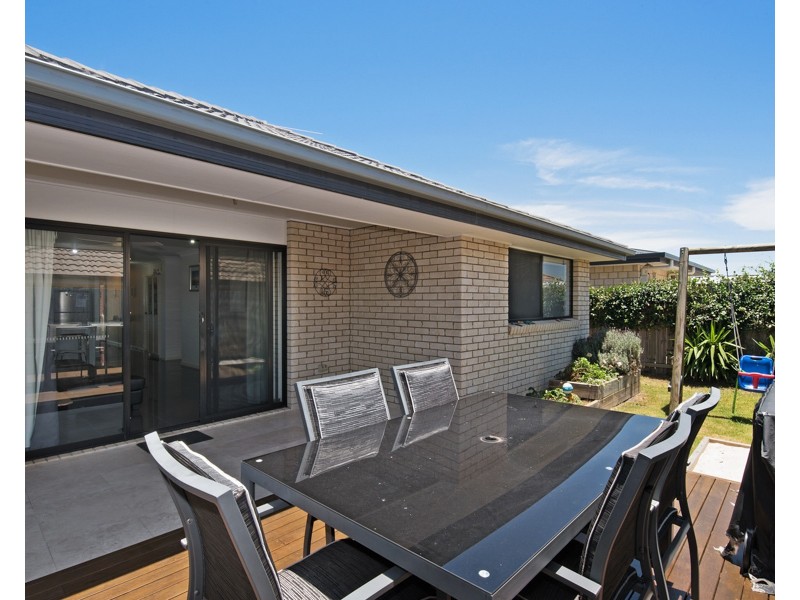 12 Shimao Crescent, North Lakes QLD 4509