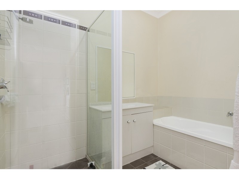 2 Tamarind Street, North Lakes QLD 4509