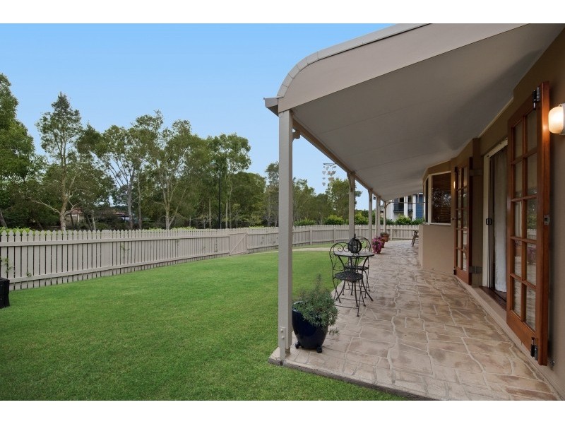 12 Alexandra Avenue, North Lakes QLD 4509