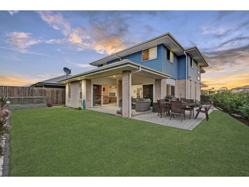 62 Ravensbourne Crescent, North Lakes QLD 4509