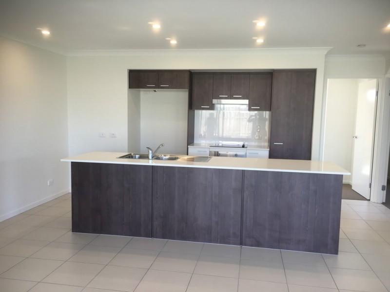 18 Feltham Circuit, Burpengary QLD 4505
