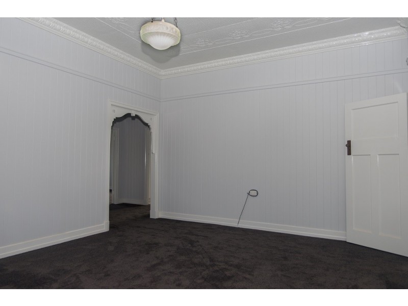 5 Eighth Avenue, Kedron QLD 4031