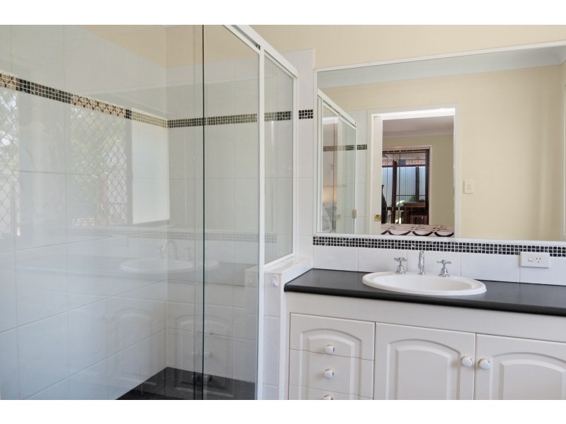 8 Conjola Street, North Lakes QLD 4509