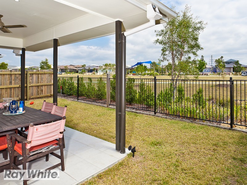 33 Merion Crescent, North Lakes QLD 4509