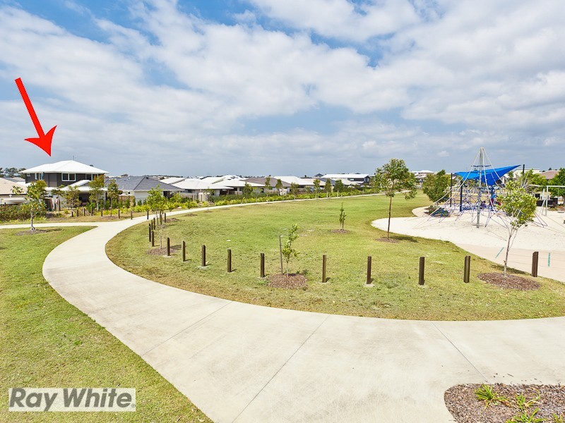 33 Merion Crescent, North Lakes QLD 4509