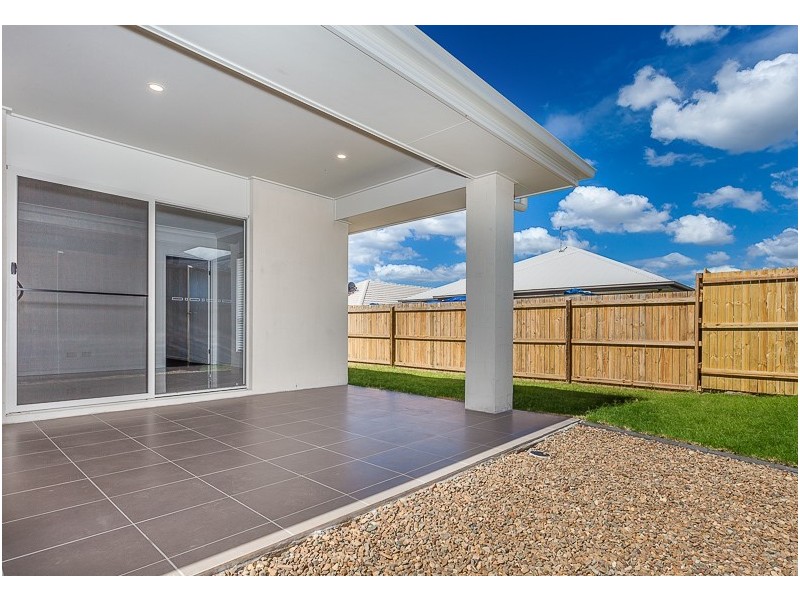 12 Cooloola Crescent, North Lakes QLD 4509