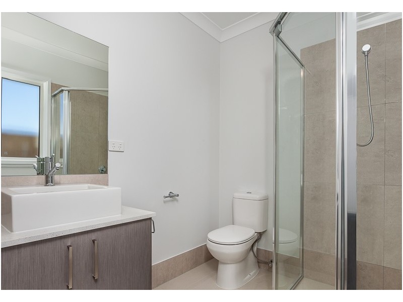 12 Cooloola Crescent, North Lakes QLD 4509