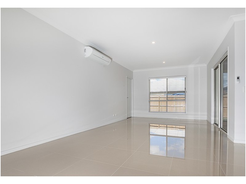 12 Cooloola Crescent, North Lakes QLD 4509