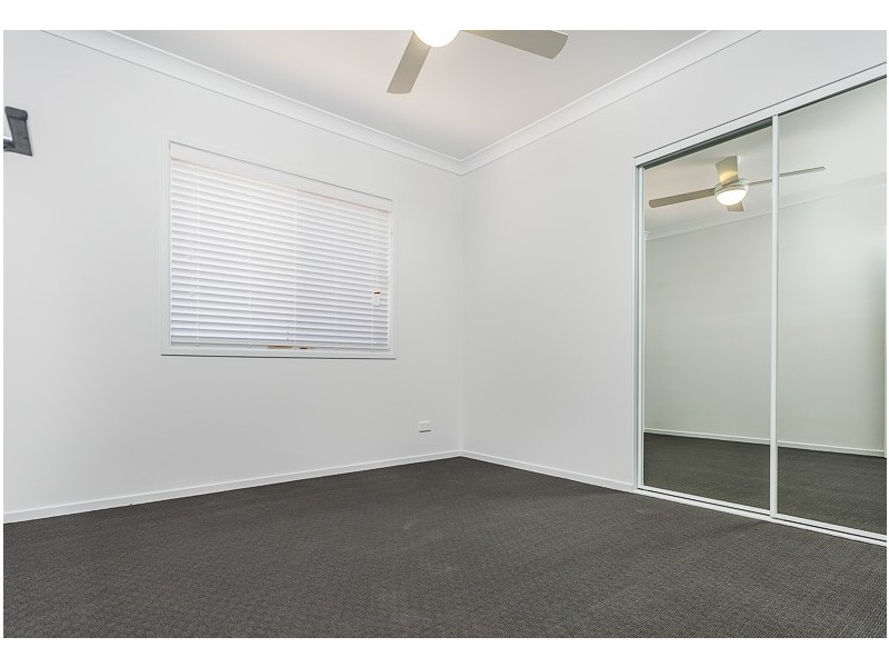 12 Cooloola Crescent, North Lakes QLD 4509