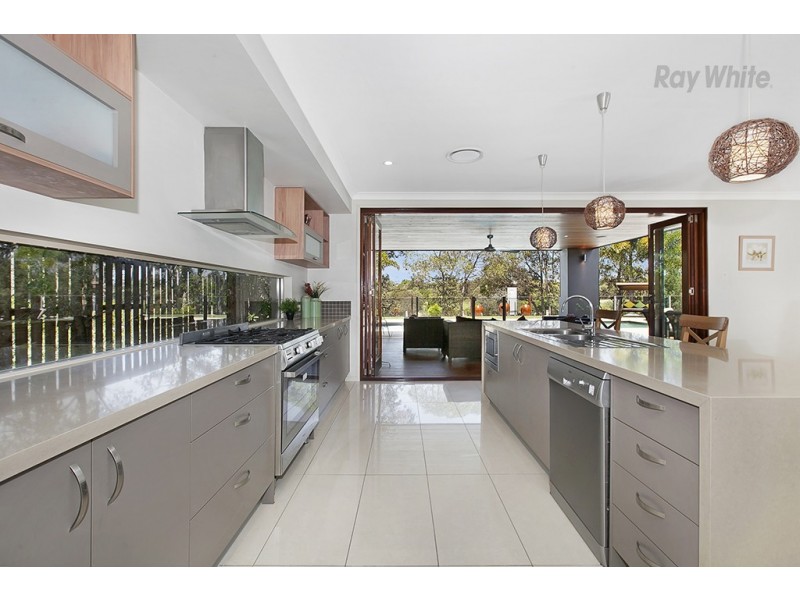 5 Nicklaus Parade, North Lakes QLD 4509