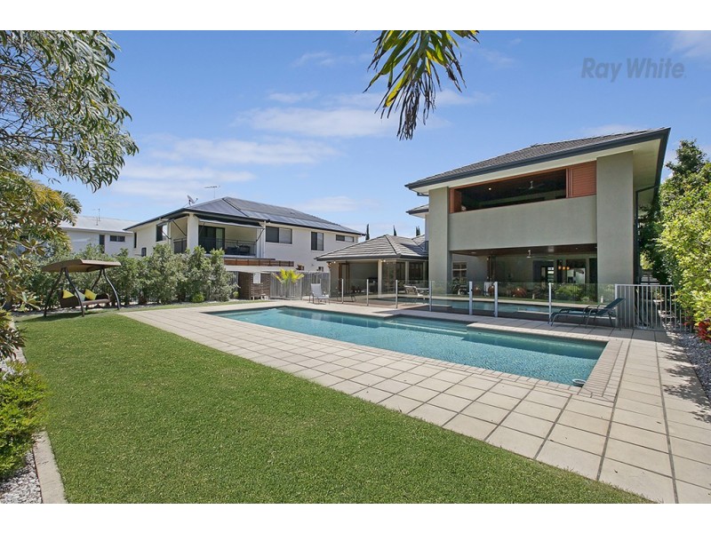 5 Nicklaus Parade, North Lakes QLD 4509