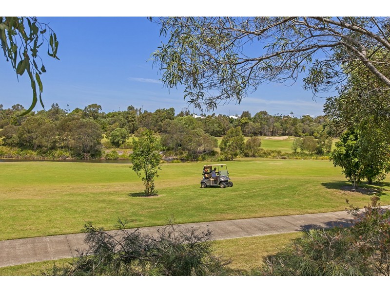 5 Nicklaus Parade, North Lakes QLD 4509